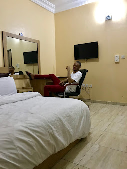 Pakas Hotel and Suites