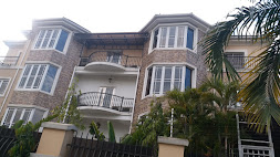 1 Oak Place