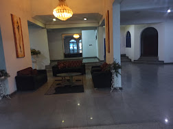 Caesars Lounge & Grill