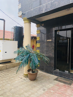 Fezgeefashions and Academy