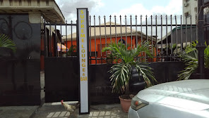 Supreme Lounge & Bar