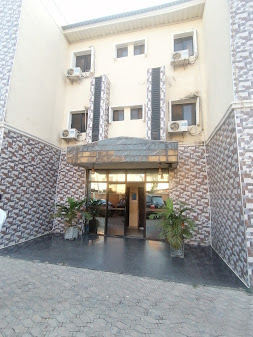 House cleaning services