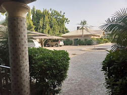 Play Imperial Lounge