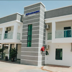 Dadu Bajo Fashion design school