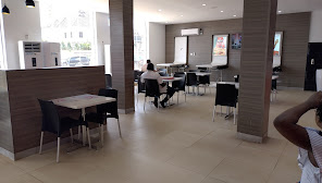 Ray-yan Restaurant and Lounge