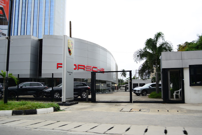 Porsche Centre