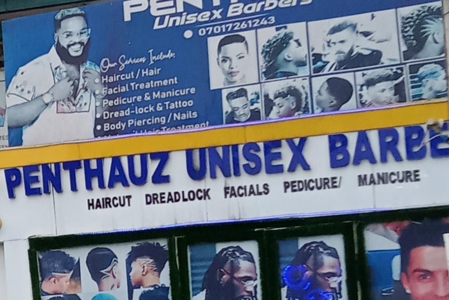 PENTHAUZ Unisex barber