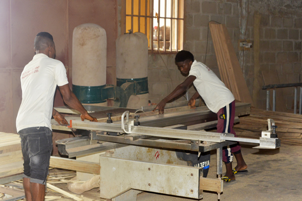 Dada Carpenter Work Shop