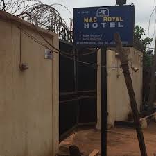 Mac Royal Hotel