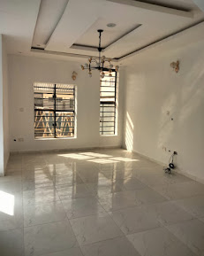 GRAND FINGERS RESTAURANT & BAR